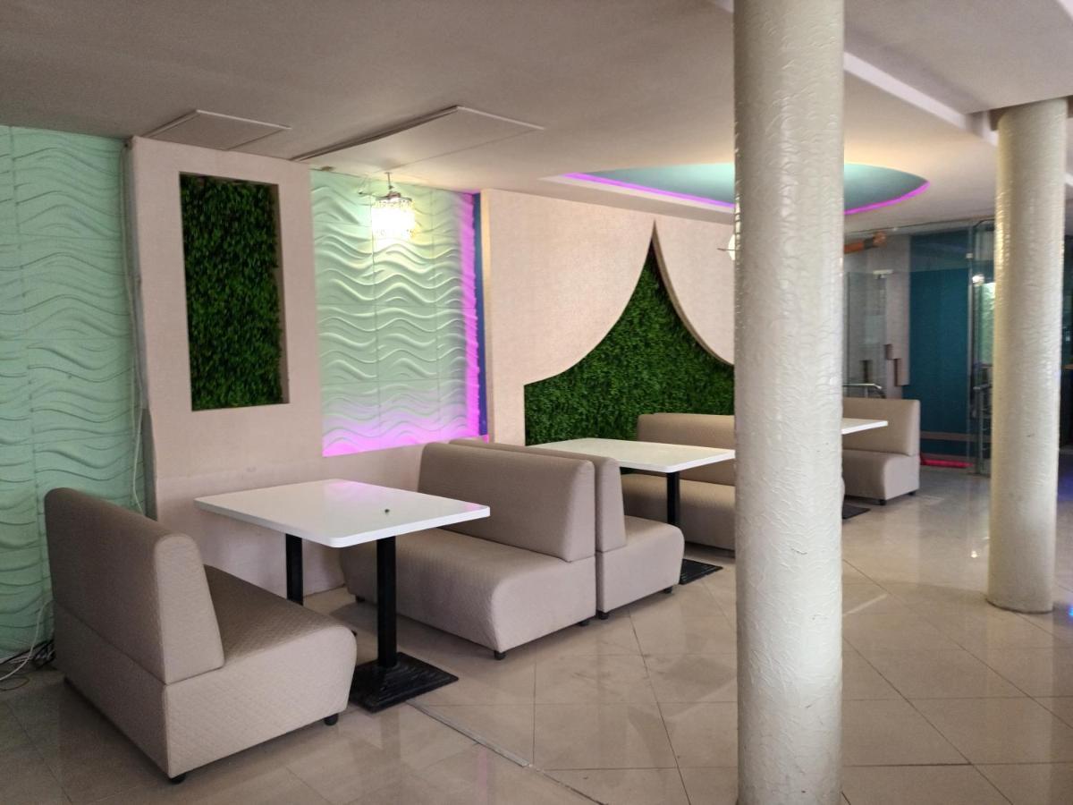 Apartments Danita & Restaurant&Pool Bar Βάρνα Εξωτερικό φωτογραφία