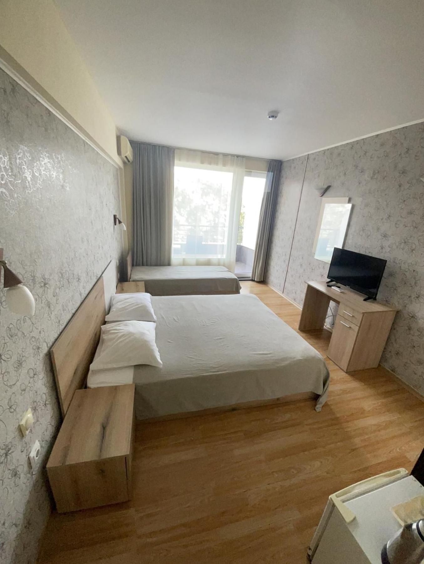 Apartments Danita & Restaurant&Pool Bar Βάρνα Εξωτερικό φωτογραφία