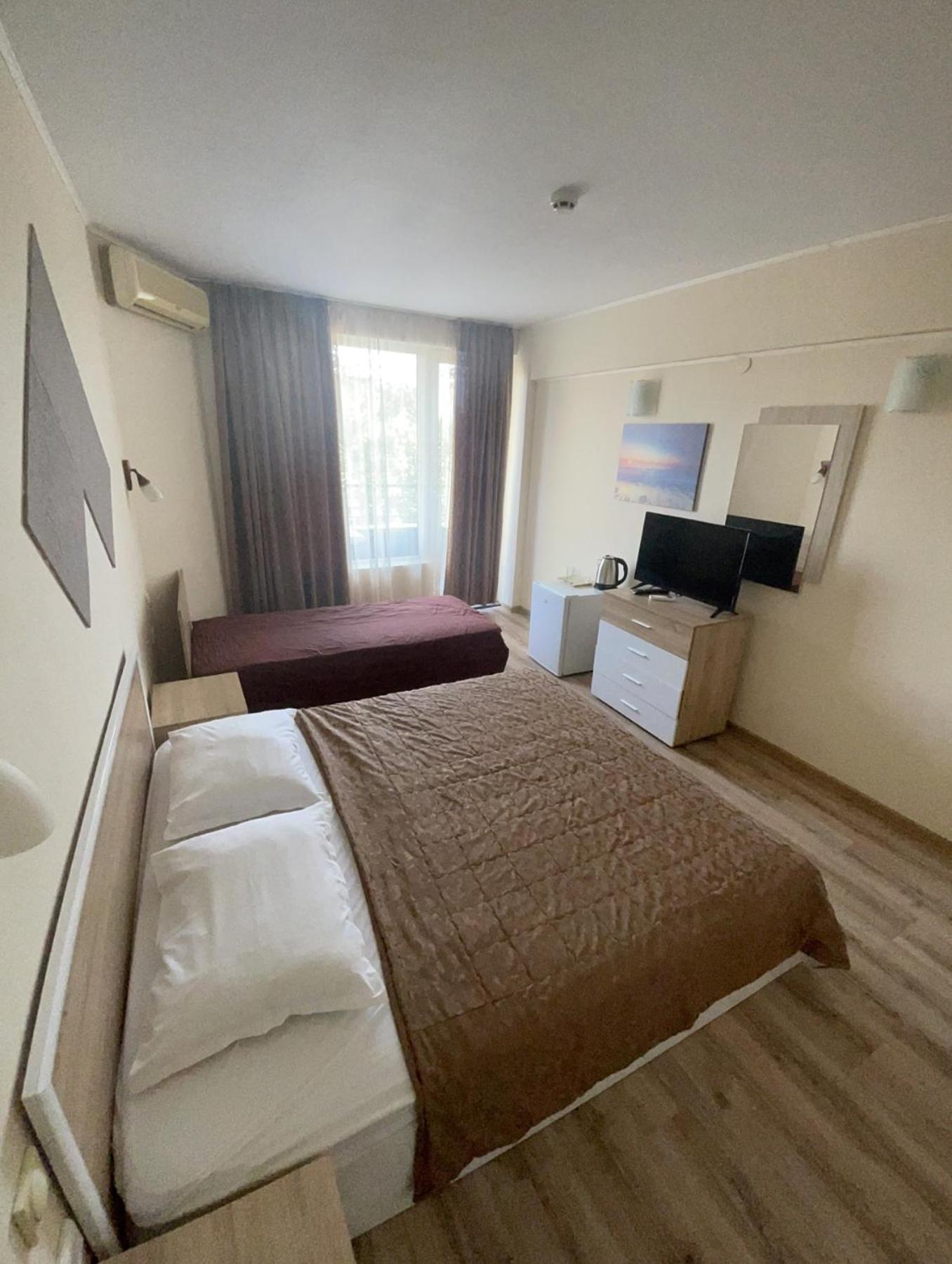 Apartments Danita & Restaurant&Pool Bar Βάρνα Εξωτερικό φωτογραφία